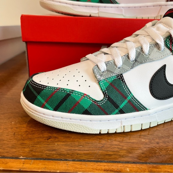 NIKE Dunk Low Retro Premium - Picture 11 of 12